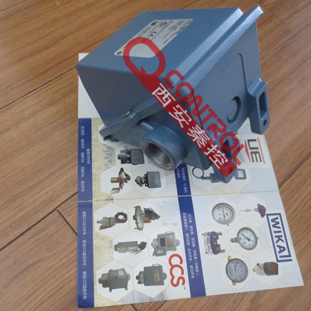 J400-S164B-1010/0-200psi/0-13.8bar美国ue报警/关断控制压力开关